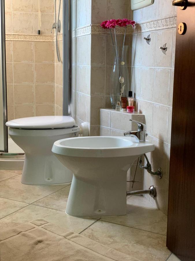 Вилла La Casa Di Eledo La Maddalena  Экстерьер фото
